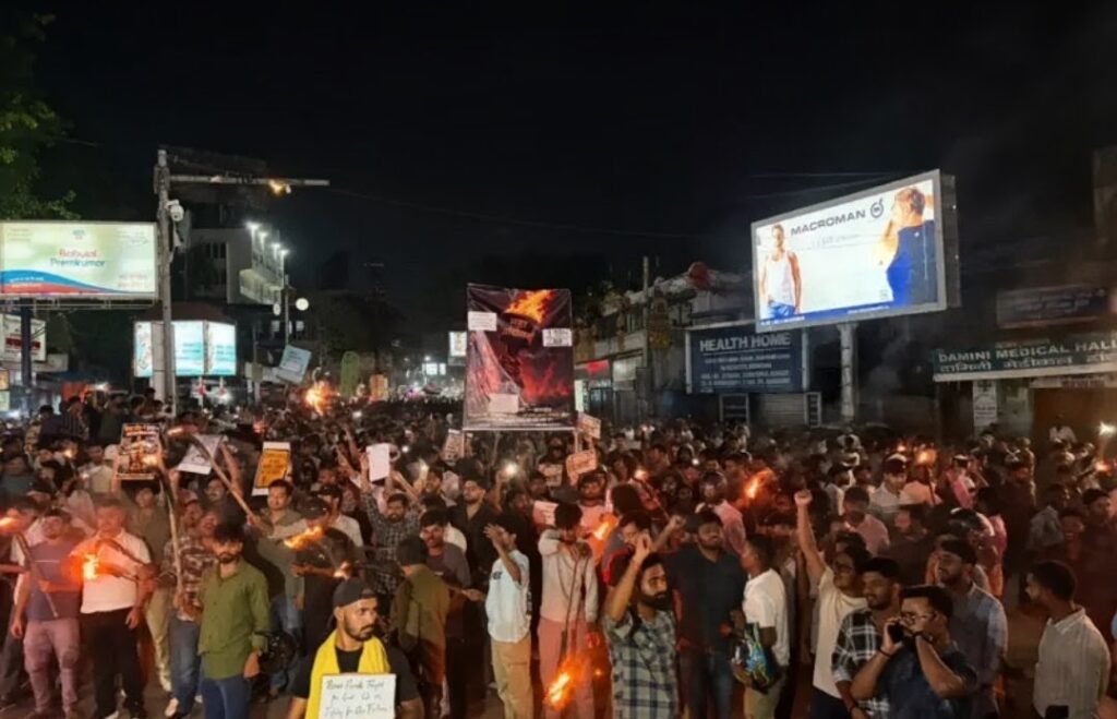 जारी है एक “जेन जी” आंदोलन झारखंड में : कौन है आमरण अनशन कर रहे छात्र नेता देवेंद्र नाथ ?